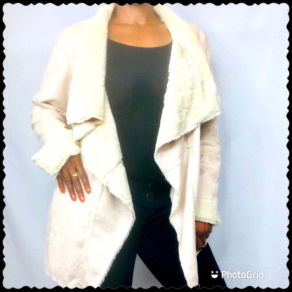 NWT-Red Snap-Women’s Cream Shawl Collar Wrap Coat